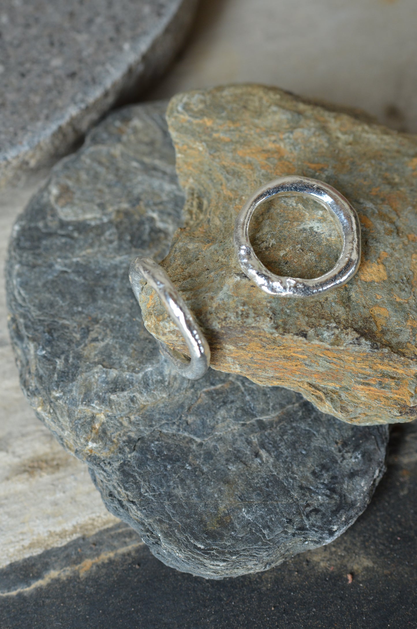 anillo irregular minimal