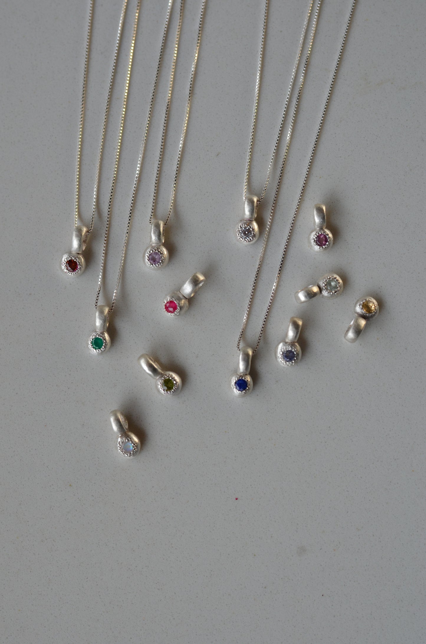 colgante PIEDRA DE NACIMIENTO