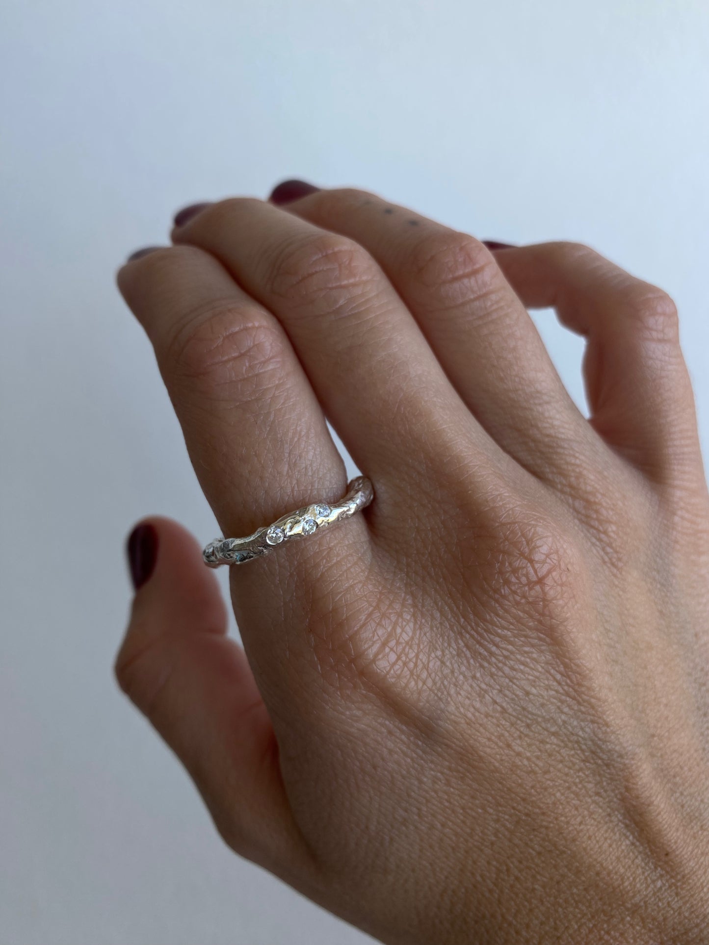 anillo AMORFO ZIRCÓN